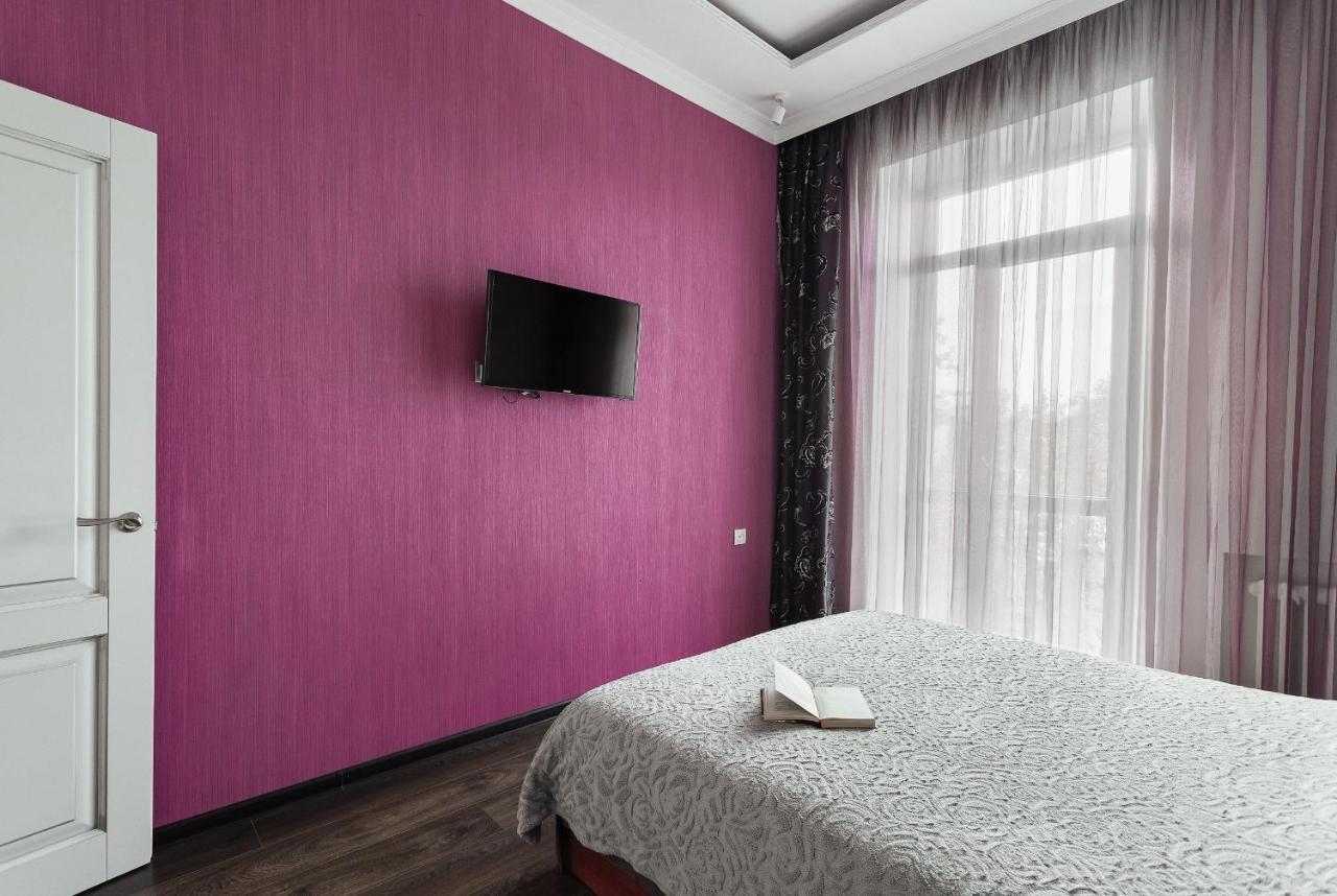 2 Bedroom On Deribasovskaya Str. โอเดสซา ภายนอก รูปภาพ