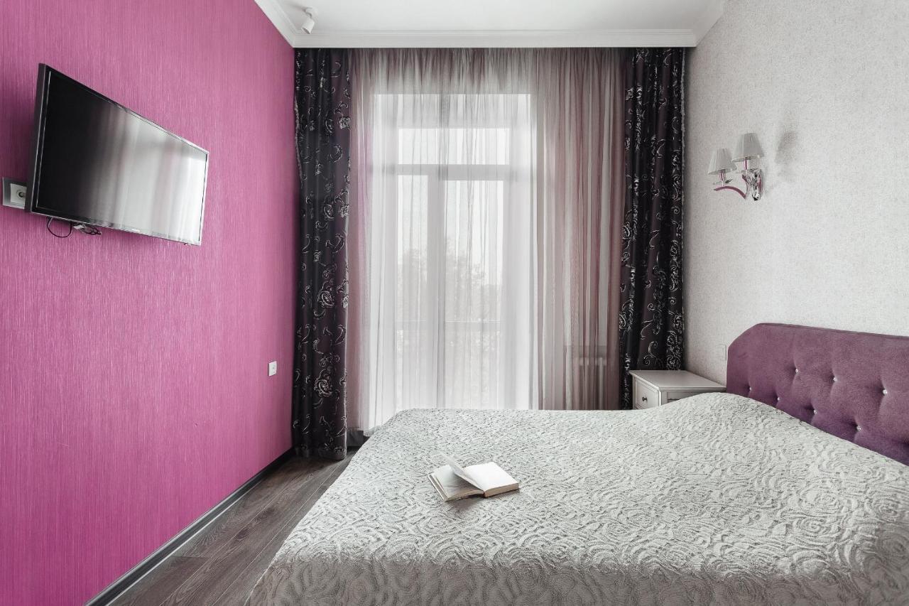 2 Bedroom On Deribasovskaya Str. โอเดสซา ภายนอก รูปภาพ