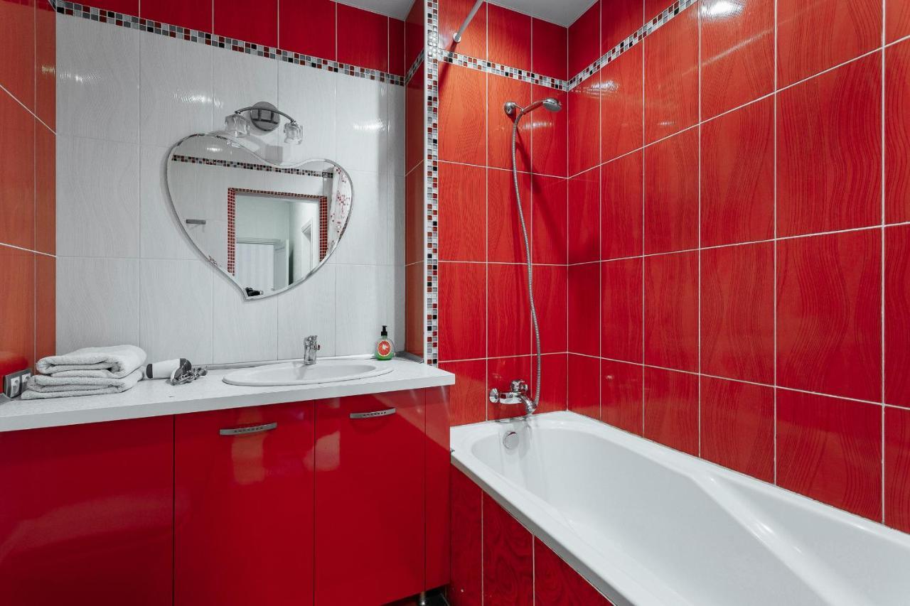 2 Bedroom On Deribasovskaya Str. โอเดสซา ภายนอก รูปภาพ