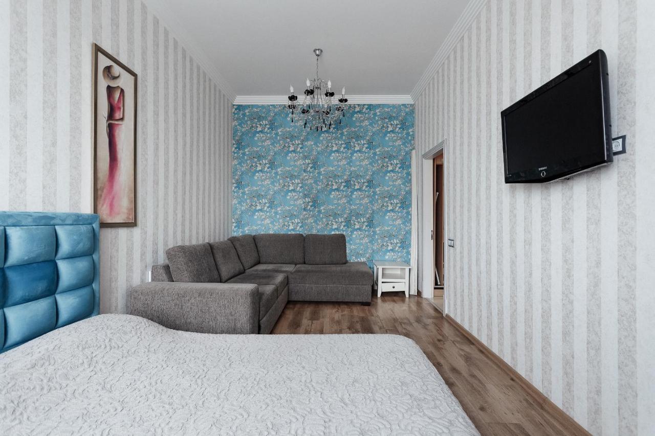 2 Bedroom On Deribasovskaya Str. โอเดสซา ภายนอก รูปภาพ